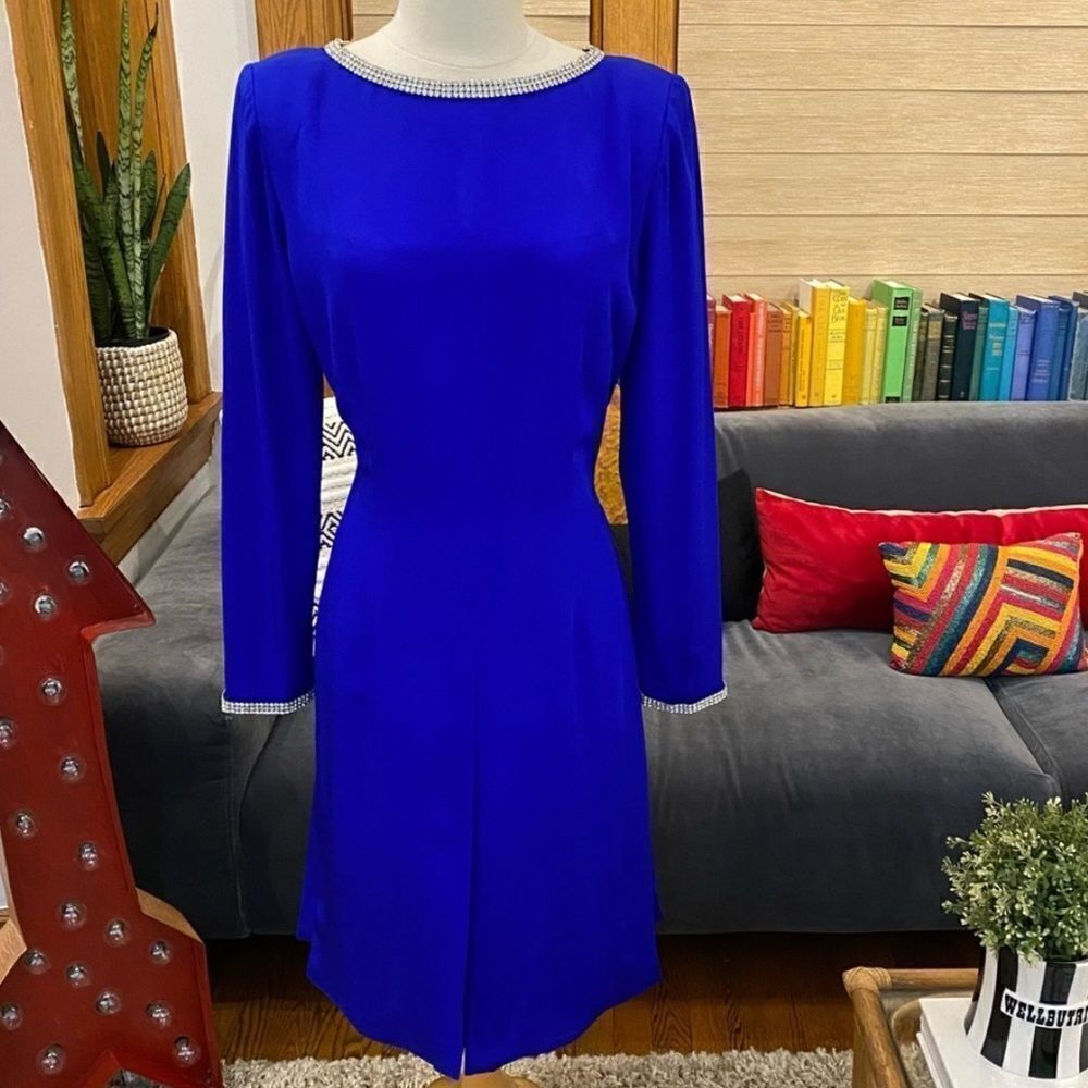 Jaw Dropping Vintage 1960’s / 1970s Neon Cobalt Rhinestone Trim Dress - Picture 2 of 13
